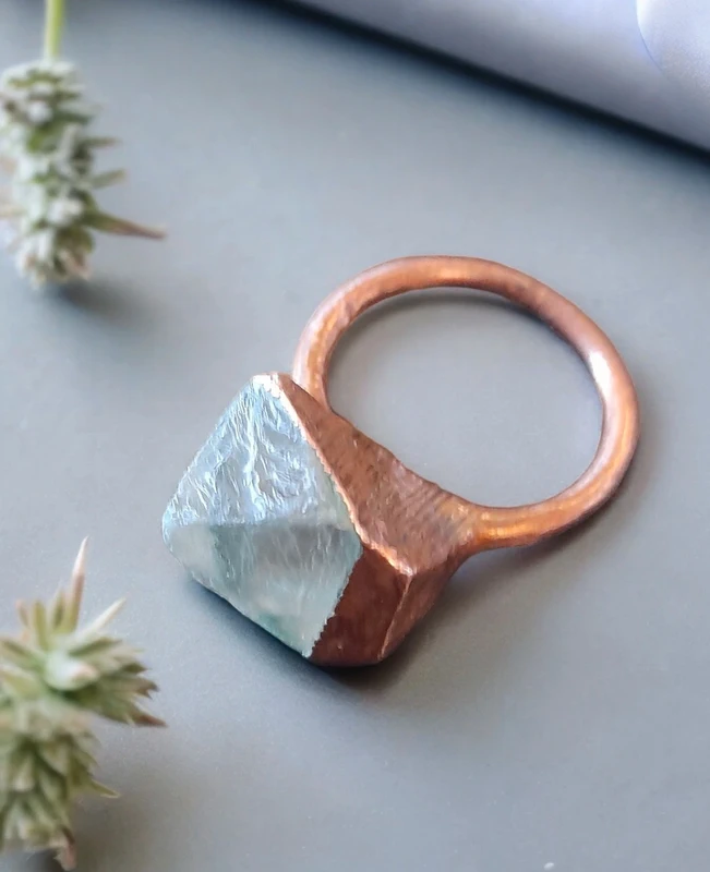 Vintage fluorite and copper organic ring Organic beauty of the raw fluorite with copper in a ring