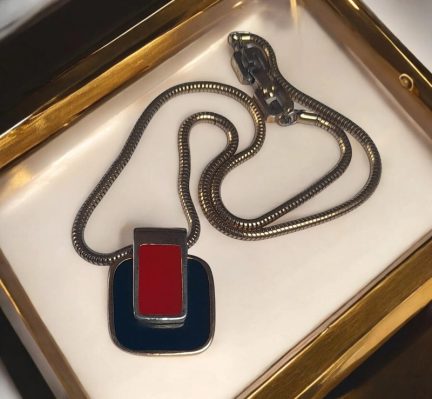 Givenchy Pendant Givenchy Pendant