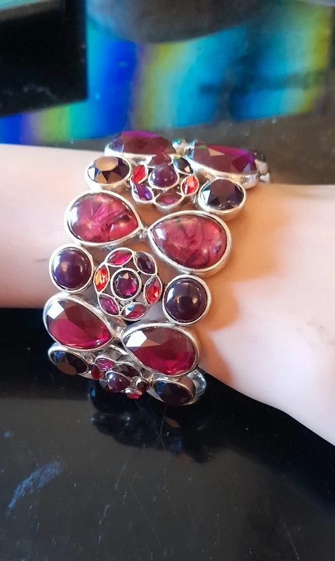 Chunky stretch pink purple facet cut multi-gem statement bracelet Chunky stretch pink purple facet cut multi gem statement bracelet